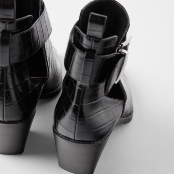 Zara Animal Embossed Croc Bootie Boot - Picture 3 of 11